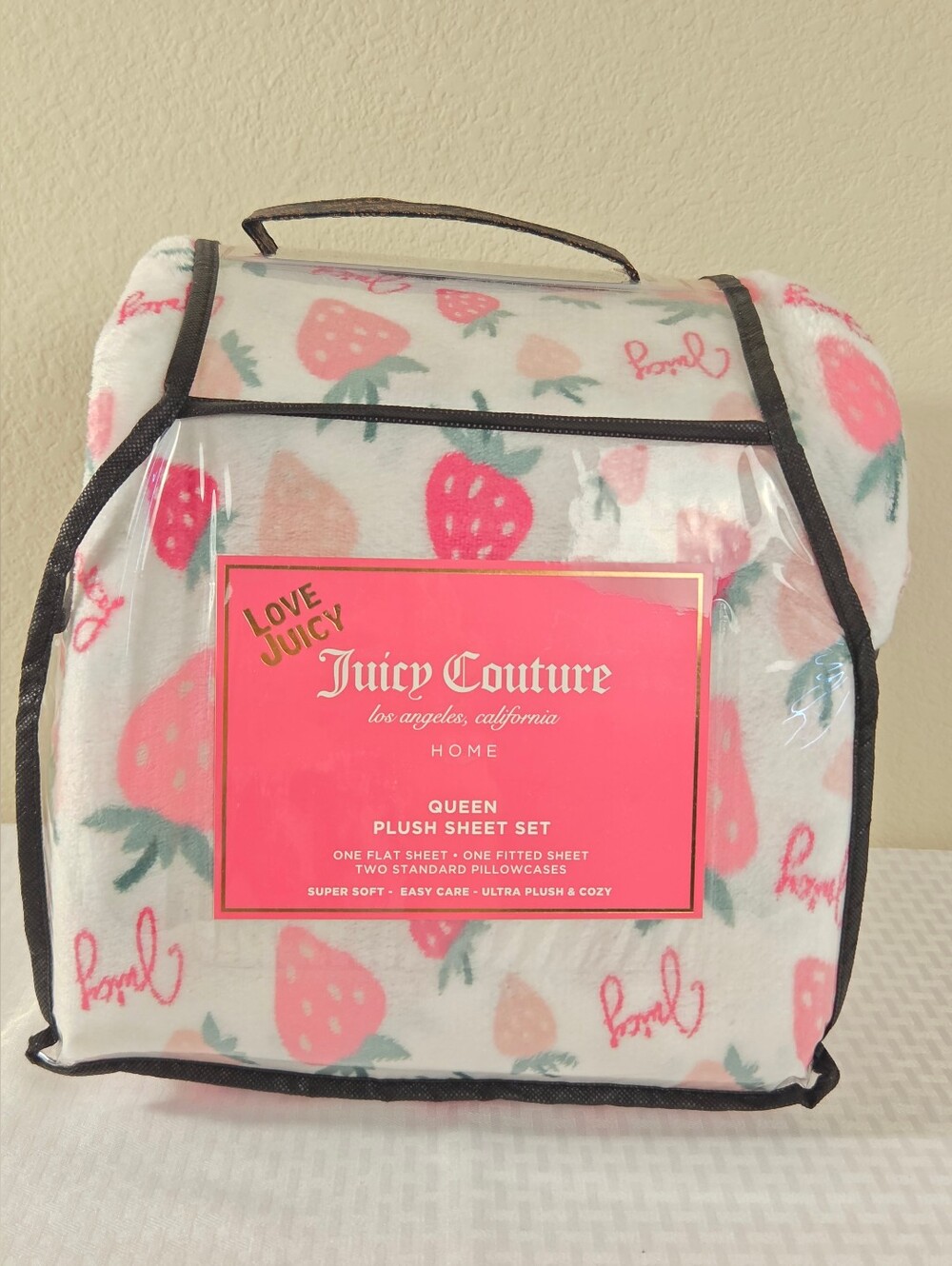 JUICY COUTURE Super Soft Ultra Plush QUEEN Sheet Set Pink Strawberry
